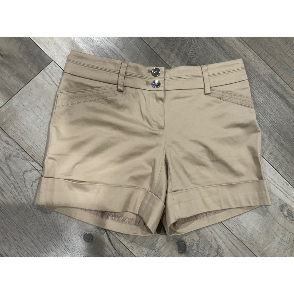 White House Black Market Tan Khaki Cuffed Chino Shorts Size 00